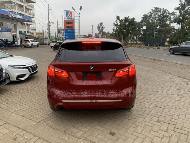 BMW 320i Wagon RWD 2019 Red