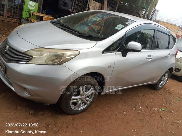 Nissan Note 2012 Silver