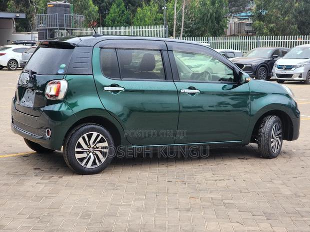 Toyota Passo 2018 Green