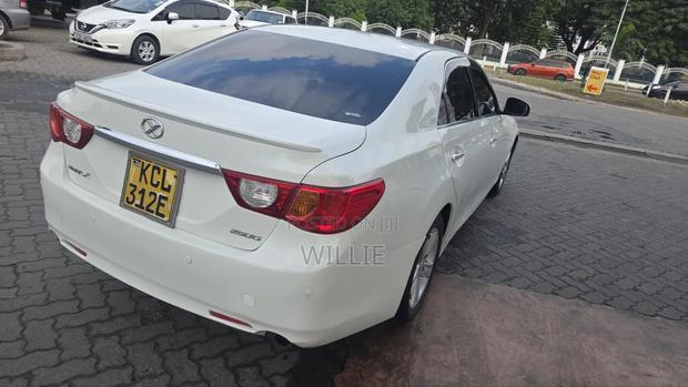 Toyota Mark X 2011 White
