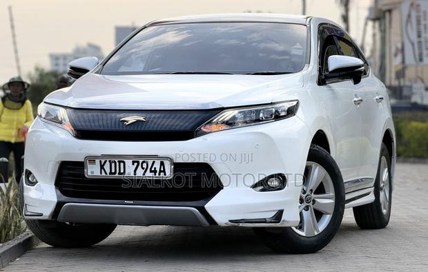 Toyota Harrier 2.0 2015 White