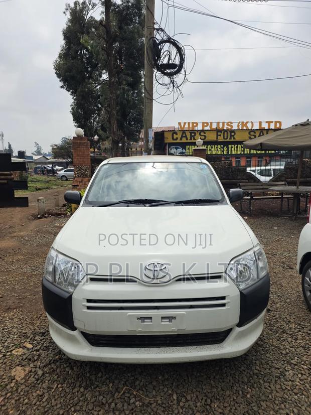 Toyota Probox 1.5 DX 2WD 2019 White
