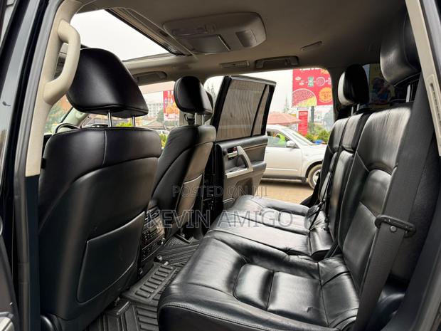 Toyota Land Cruiser 4.6 V8 ZX 2012 Black