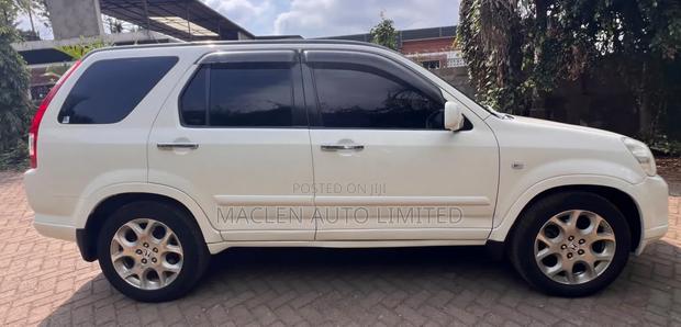 Honda CR-V 2006 White