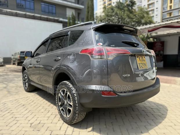 Toyota RAV4 2015 Gray