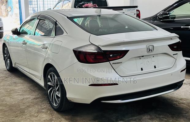 Honda Insight Touring 2019 White
