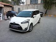 Toyota Sienta 2018 White for sale