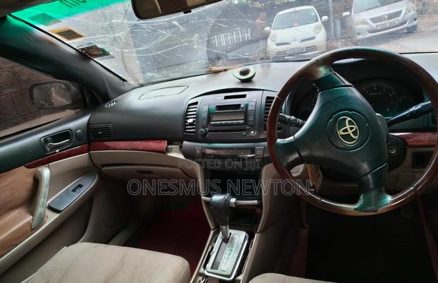 Toyota Premio 2002 Silver