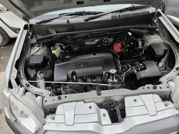 Toyota Probox 2019 Silver