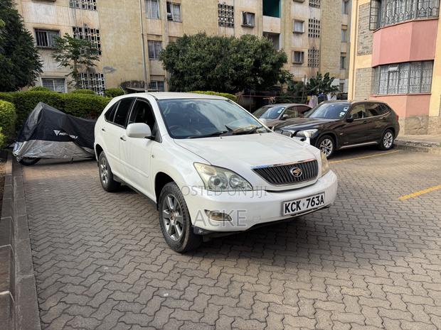 Toyota Harrier 2010 White