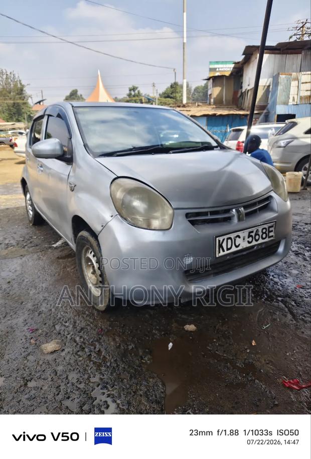 Toyota Passo 1.0 FWD 2014 Silver