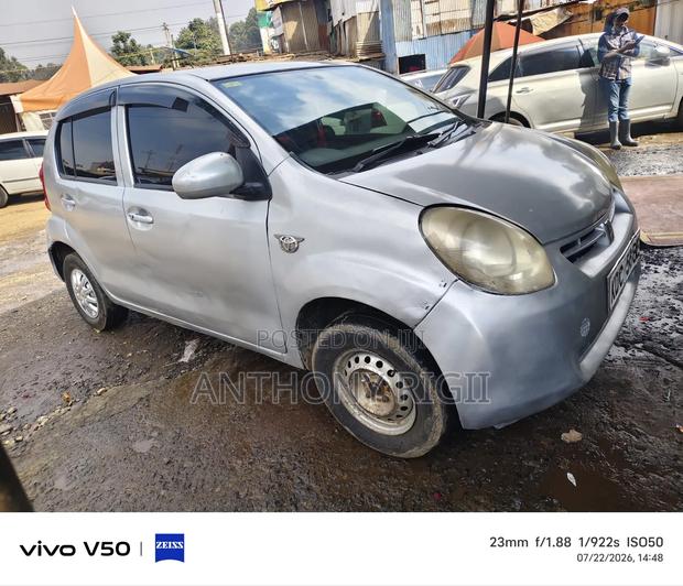 Toyota Passo 1.0 FWD 2014 Silver
