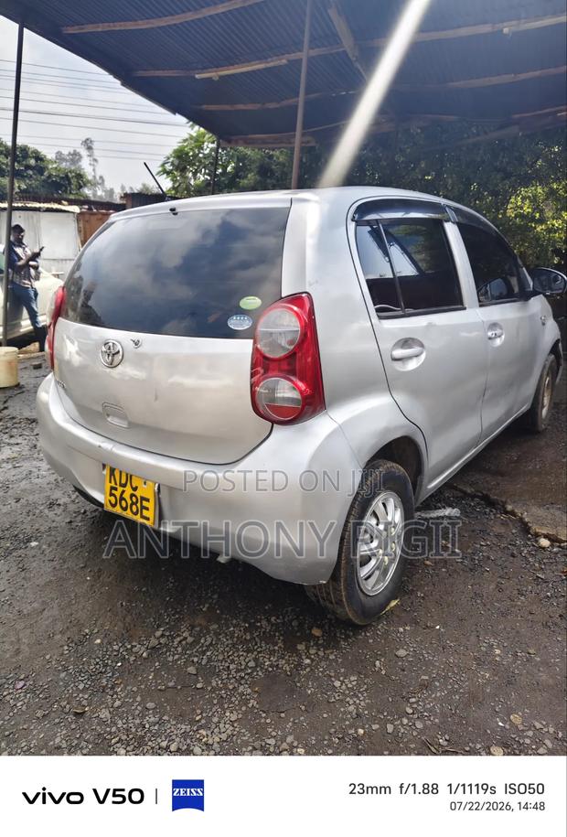 Toyota Passo 1.0 FWD 2014 Silver
