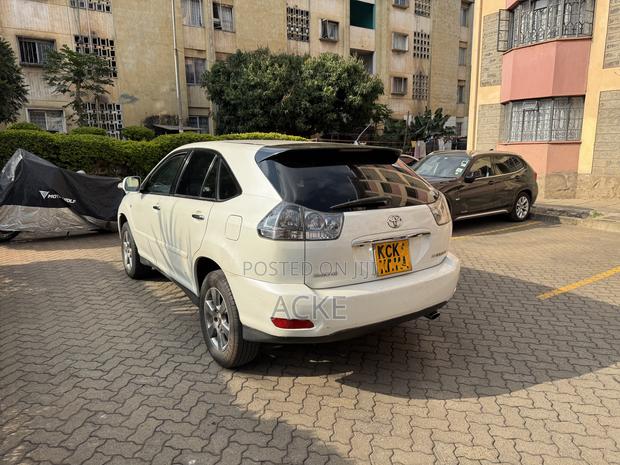 Toyota Harrier 2010 White