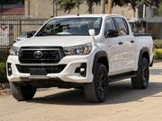 Toyota Hilux 2019 Pearl for sale
