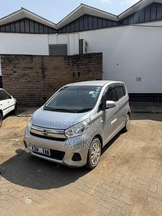 Nissan Dayz 2018 Silver