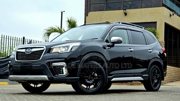 Subaru Forester Premium AWD 2019 Black