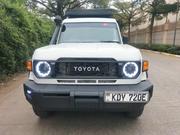 Toyota Land Cruiser 2011 Pearl for sale