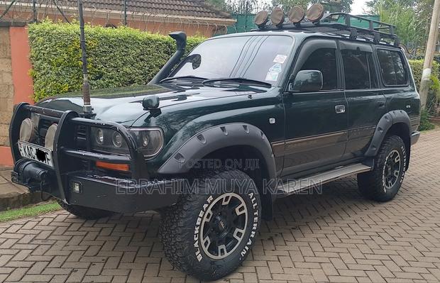 Toyota Land Cruiser 1991 Green