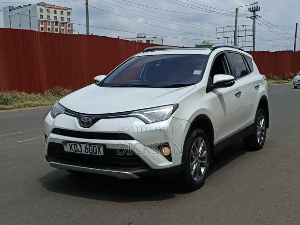 Toyota RAV4 2016 Pearl