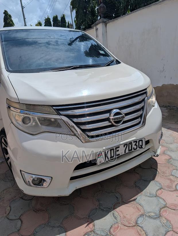 Nissan Serena 2015 White