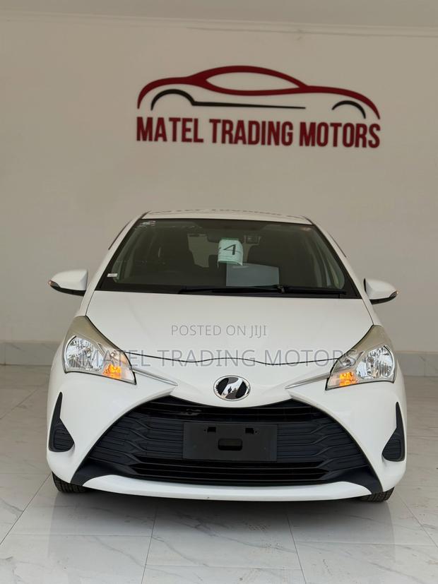 Toyota Vitz 1.0 FWD 5dr 2019 White