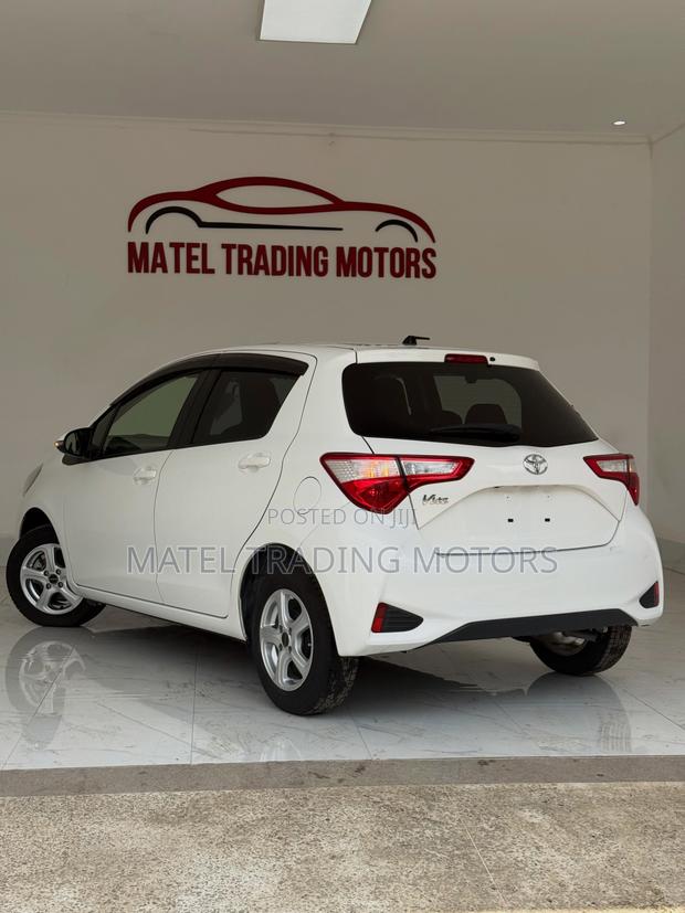 Toyota Vitz 1.0 FWD 5dr 2019 White
