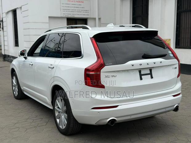 Volvo XC90 2019 White