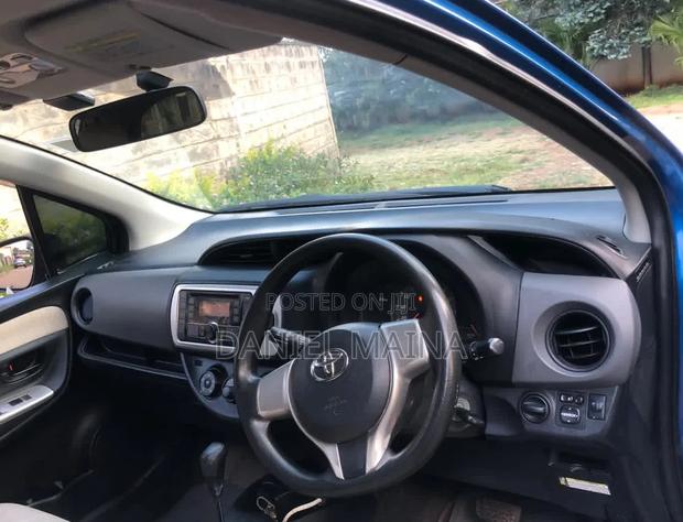 Toyota Vitz 2015 Blue