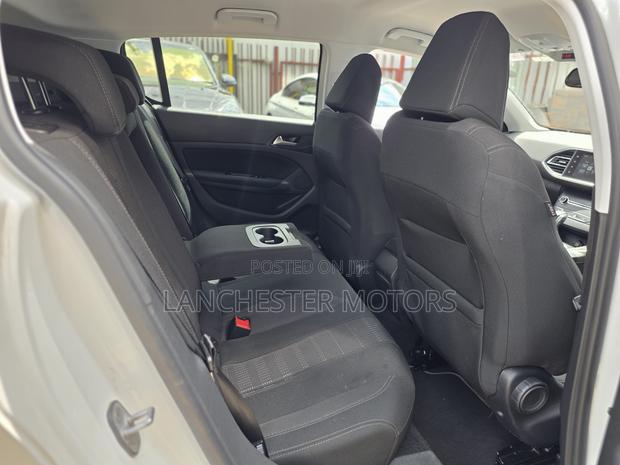 Peugeot 308 2017 White