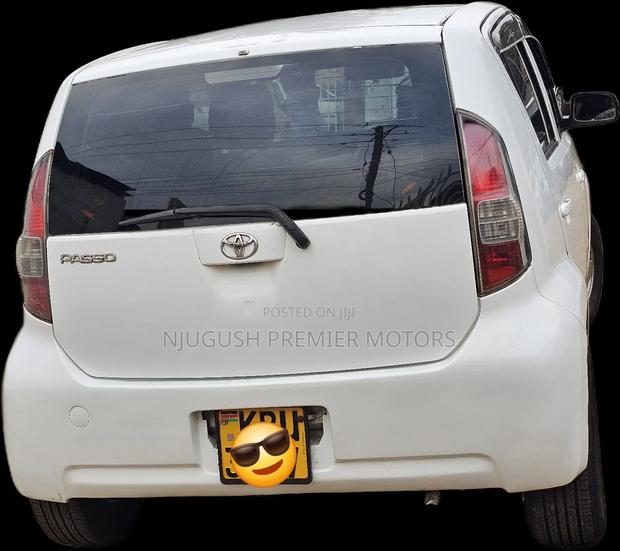 Toyota Passo 2006 White