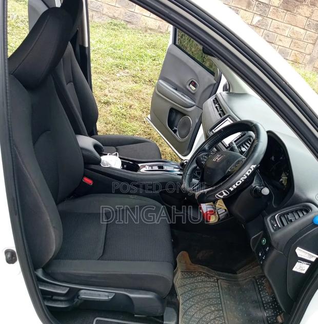 Honda Vezel 1.5 Hybrid 2WD 2018 White
