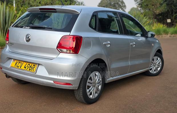 Volkswagen Polo 2019 Silver