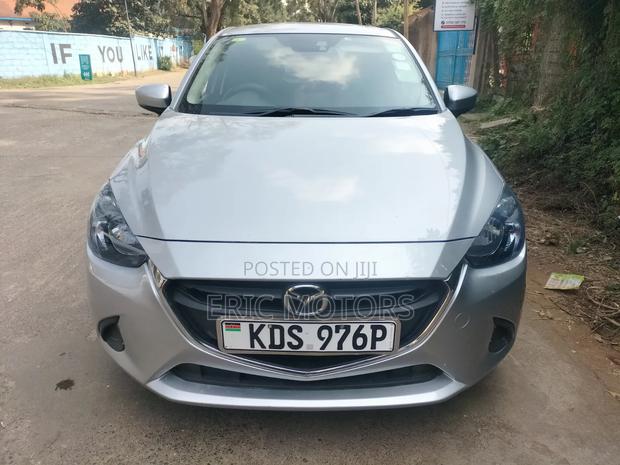 Mazda Demio 2017 Silver