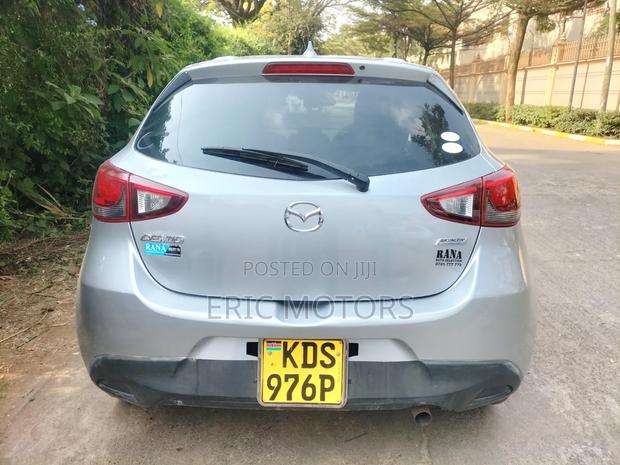 Mazda Demio 2017 Silver