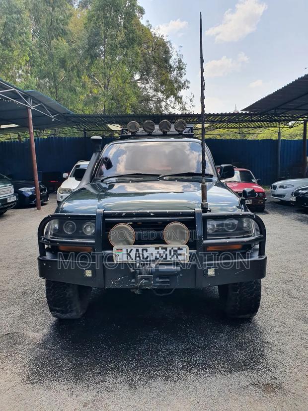 Toyota Land Cruiser 1991 Green