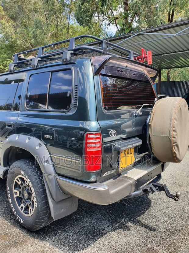 Toyota Land Cruiser 1991 Green