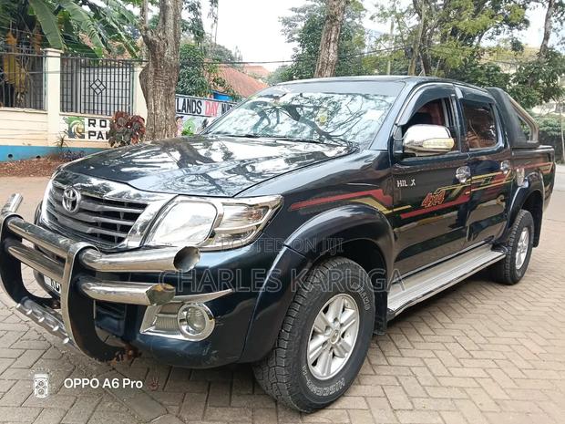 Toyota Hilux 2012 Green