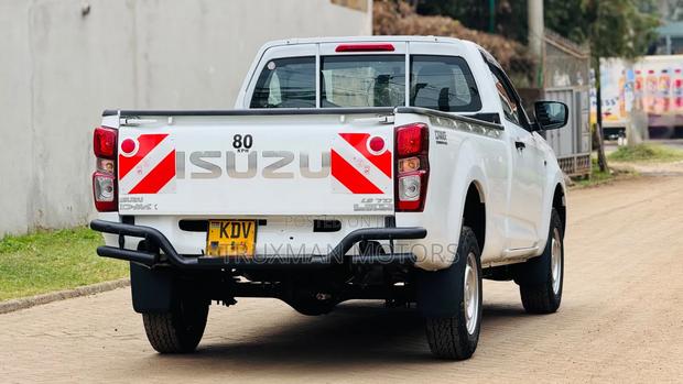 Isuzu D-MAX 2025