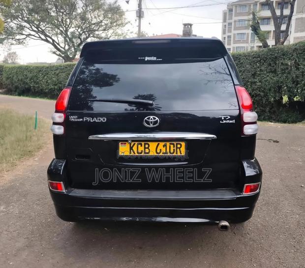 Toyota Land Cruiser Prado 2007 Black