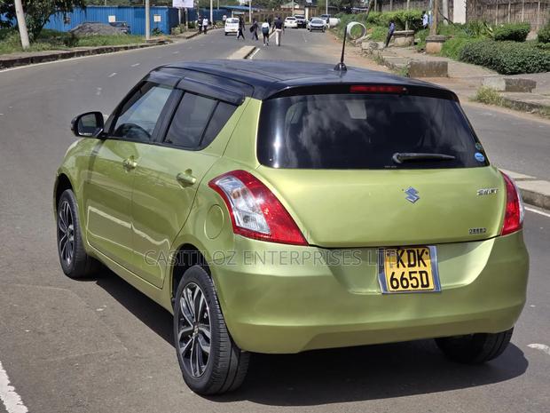 Suzuki Swift 2015 Green