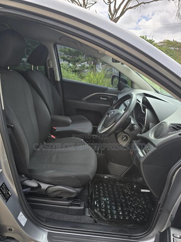 Mazda Premacy 2017 Gray