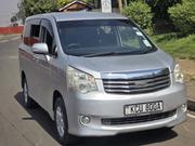 Toyota Noah 2012 Silver for sale