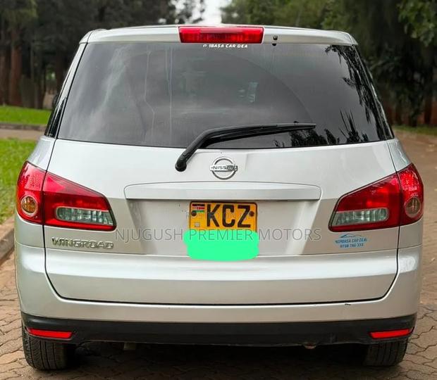 Nissan Wingroad 2013 Silver