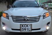Toyota Vanguard 2010 White for sale
