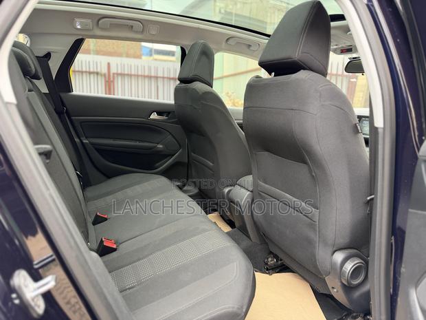 Peugeot 308 2016 Blue