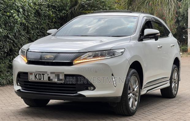 Toyota Harrier 2.0 2018 Pearl