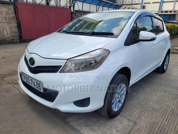 Toyota Vitz 1.0 FWD 5dr 2014 White