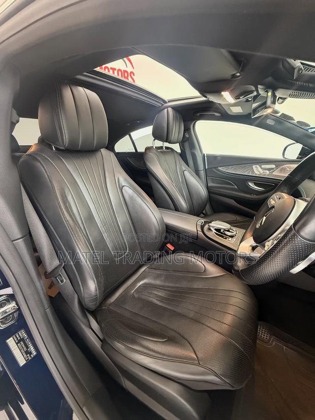 Mercedes-Benz CLS 2019 Blue