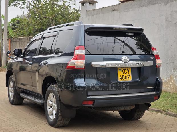 Toyota Land Cruiser Prado 2015
